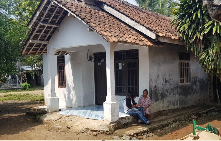 A community leader discusses the need for a dedicated Mental Health Minister Eunike Sri Tyas Suci